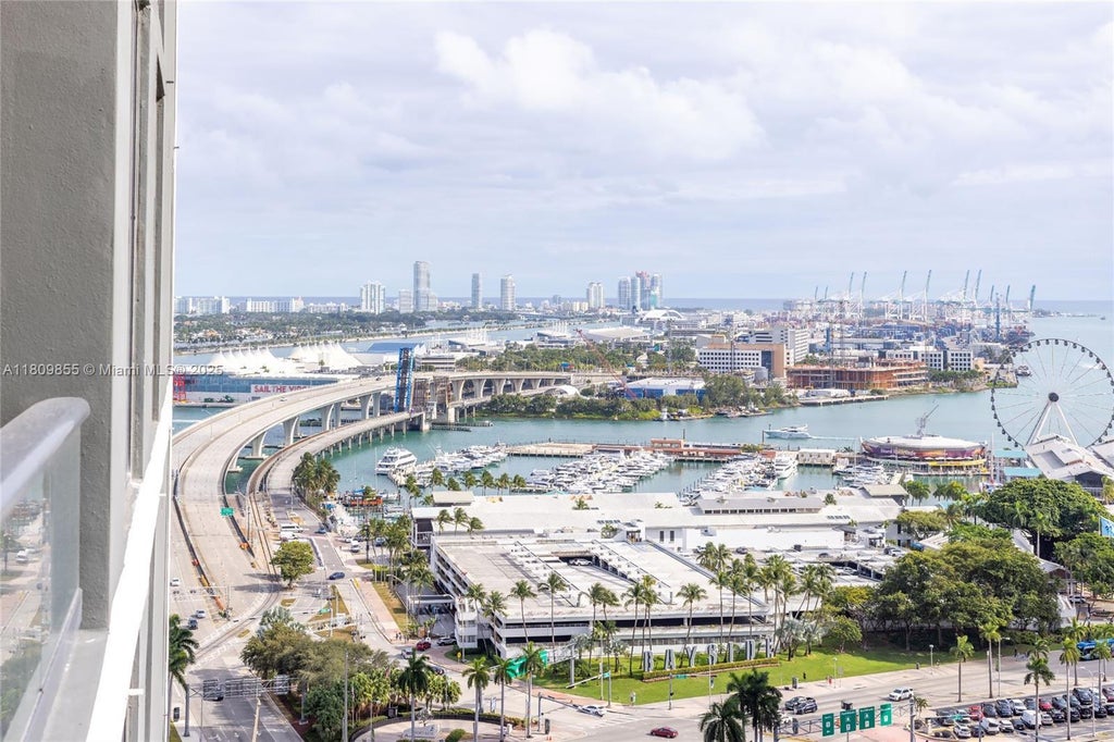 159 Ne 6th St 3012, Miami