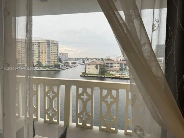 5 of 25 - 1817 S Ocean Dr 521, Hallandale Beach, FL