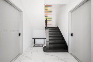 Photo of Listing #A11807541