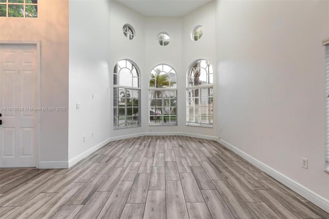 4 of 33 - 2561 Nw 123rd Ter, Coral Springs, FL