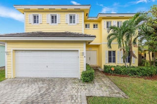 Photo of Listing #A11811067