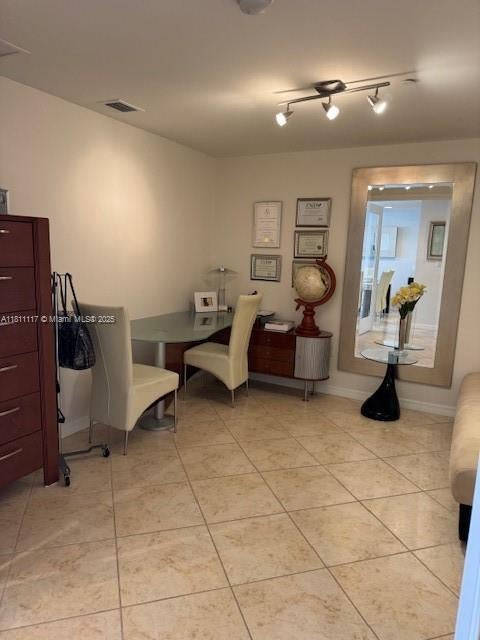 4 of 13 - 1850 S Ocean Dr 1908, Hallandale Beach, FL