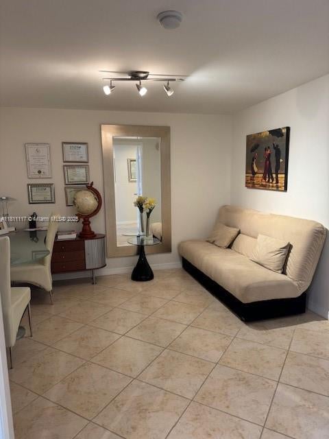 5 of 13 - 1850 S Ocean Dr 1908, Hallandale Beach, FL