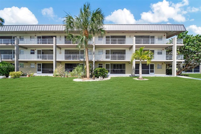 5 of 37 - 270 Layne Blvd 307, Hallandale Beach, FL