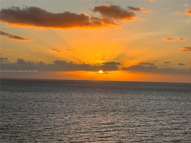 1 of 8 - 462 Golden Isles Dr 205, Hallandale Beach, FL