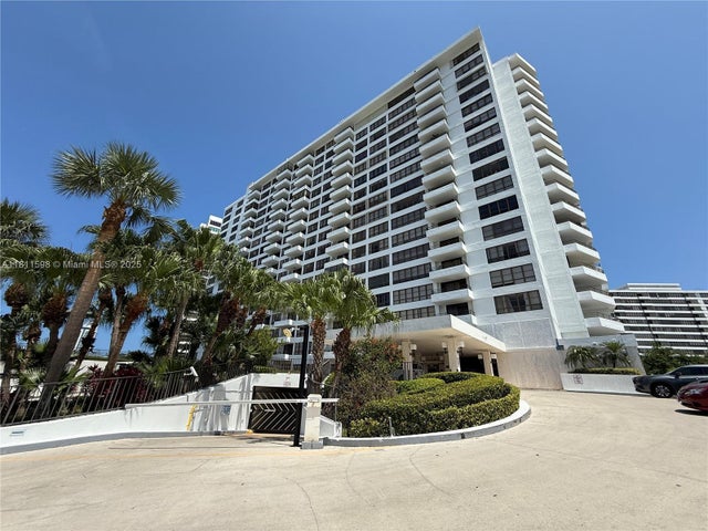 1 of 30 - 600 Three Islands Blvd 101, Hallandale Beach, FL