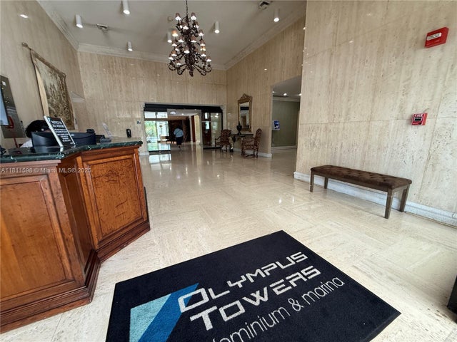5 of 30 - 600 Three Islands Blvd 101, Hallandale Beach, FL