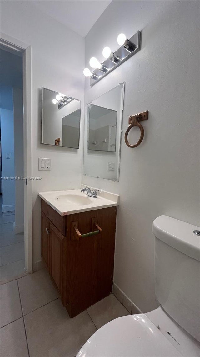 5 of 11 - 9986 Nob Hill Ln 9986, Sunrise, FL