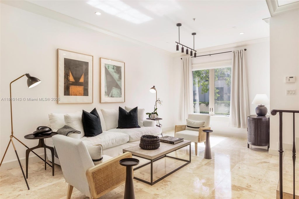 7430 Sw 56th Ct, Miami