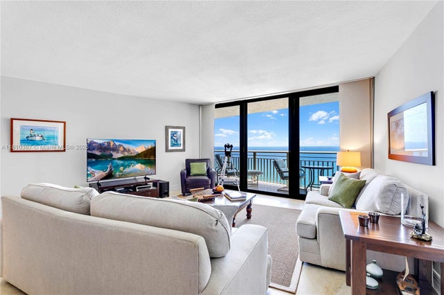 5 of 37 - 3000 N Ocean Dr 34d, Singer Island, FL