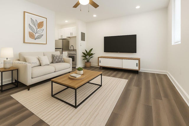 1 of 8 - 417 Nw 2nd Ave 2, Hallandale Beach, FL