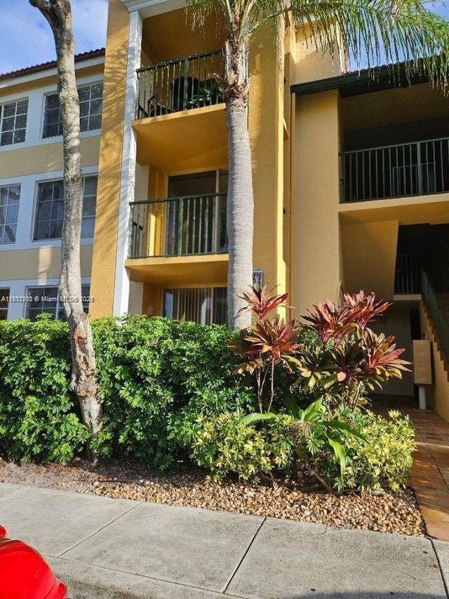 1 of 15 - 111 Yacht Club Way 106, Hypoluxo, FL