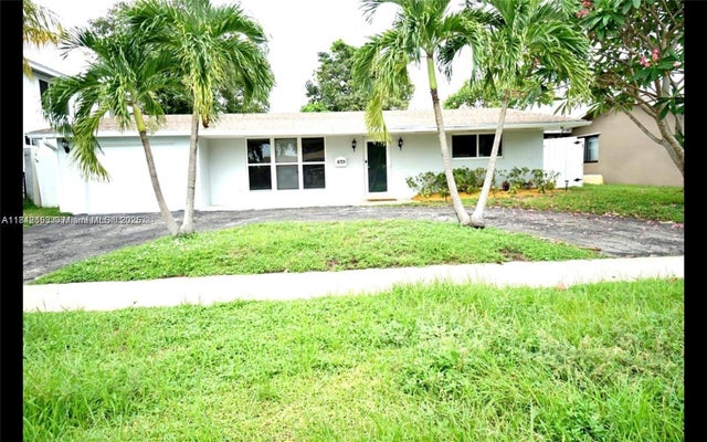 1 of 20 - 4721 W Park Rd Na, Hollywood, FL