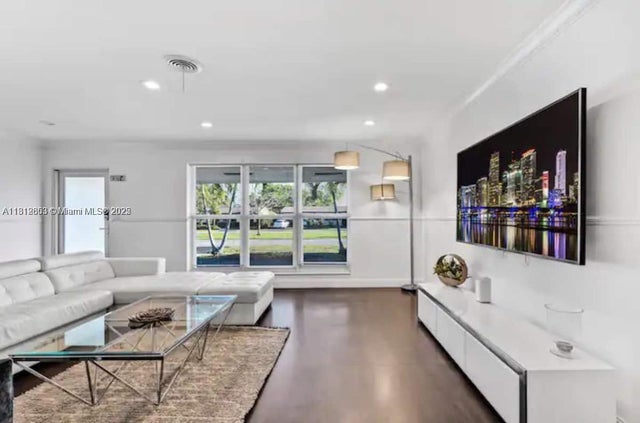 3 of 20 - 4721 W Park Rd Na, Hollywood, FL