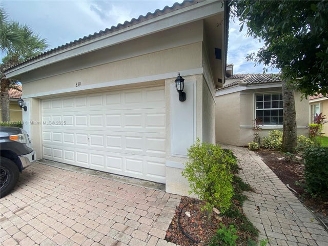 Photo of Listing #A11812718