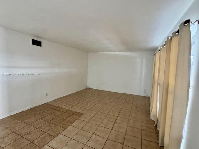 2 of 20 - 2380 Diana Dr 02, Hallandale Beach, FL
