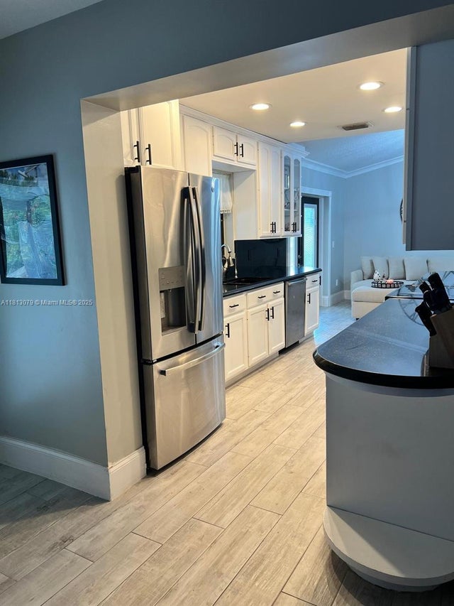 3 of 32 - 11613 N 42nd Rd N, West Palm Beach, FL