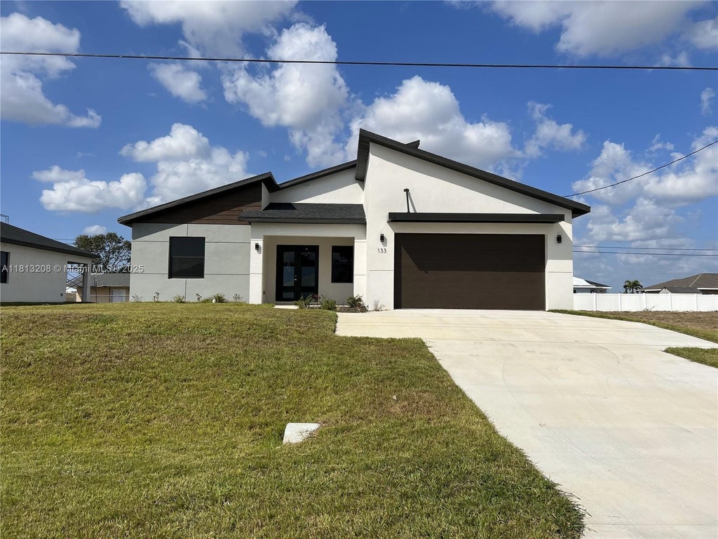 133 Diplomat Pkwy E 133, Cape Coral