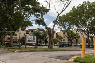 Photo of Listing #A11812833