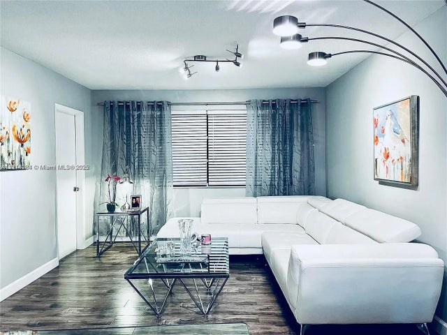 1 of 19 - 2300 Park Ln 201, Hollywood, FL