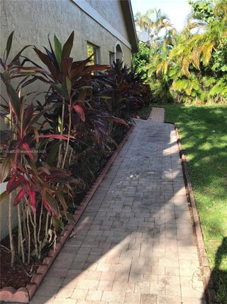 Photo of Listing #A11814282