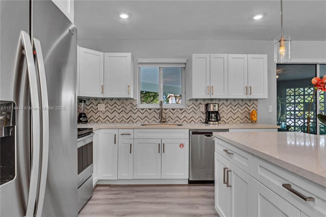 3 of 44 - 204 Sw 19th Ave, Fort Lauderdale, FL