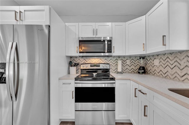 4 of 44 - 204 Sw 19th Ave, Fort Lauderdale, FL