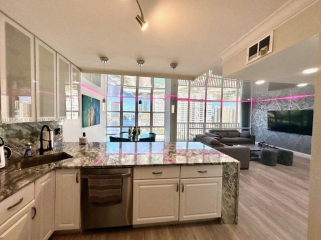 5 of 29 - 2017 S Ocean Dr 1107, Hallandale Beach, FL