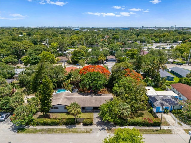 4 of 52 - 1708 Sw 11th St 1, Fort Lauderdale, FL