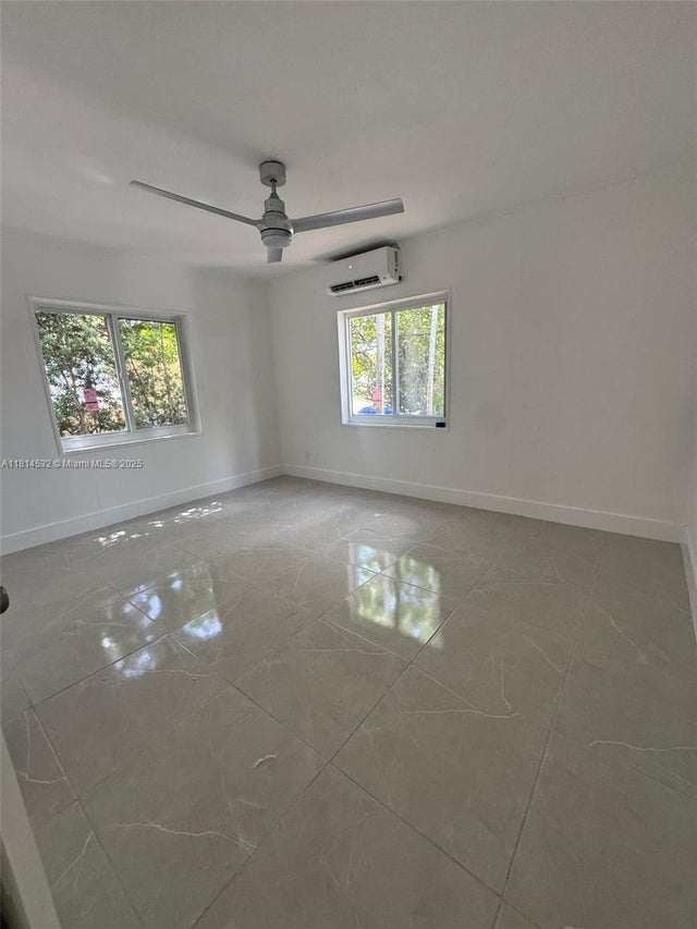 5 of 9 - 2823 Polk Street A, Hollywood, FL