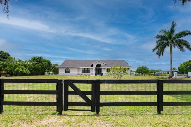 2 of 45 - 17506 W Sycamore, Loxahatchee, FL