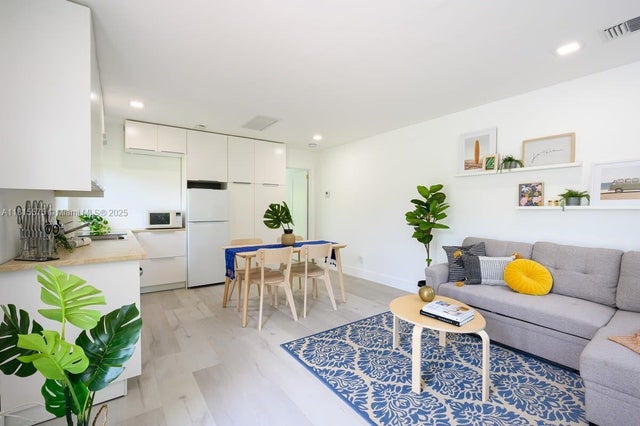 4 of 16 - 437 Ne 17th Way 437, Fort Lauderdale, FL