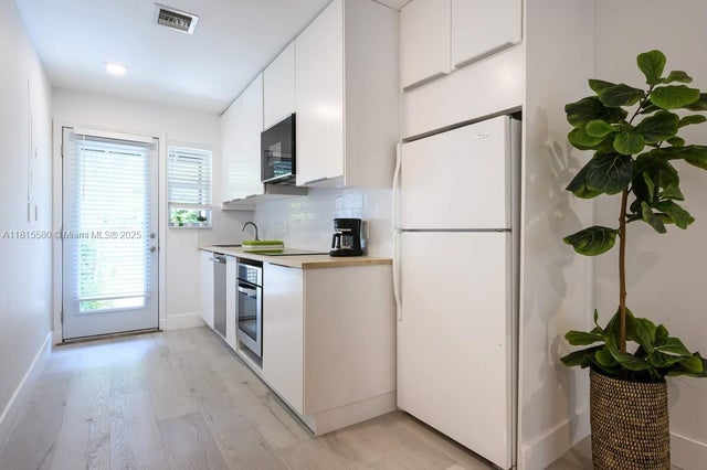2 of 17 - 439 Ne 17th Way 439, Fort Lauderdale, FL