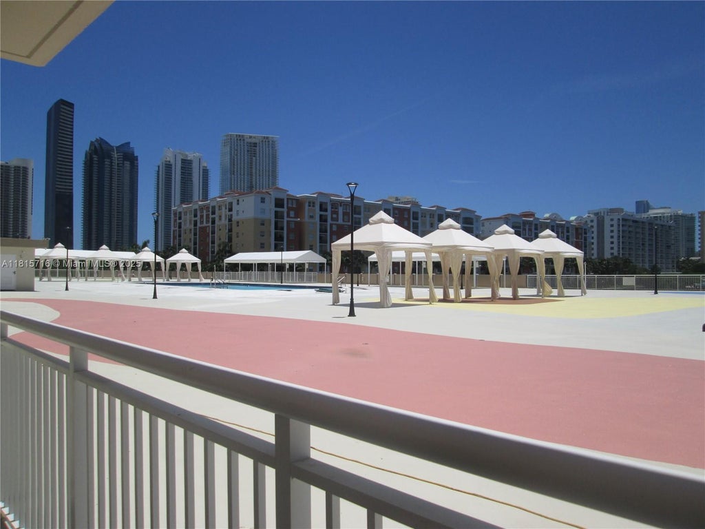 250 174th St 218, Sunny Isles Beach