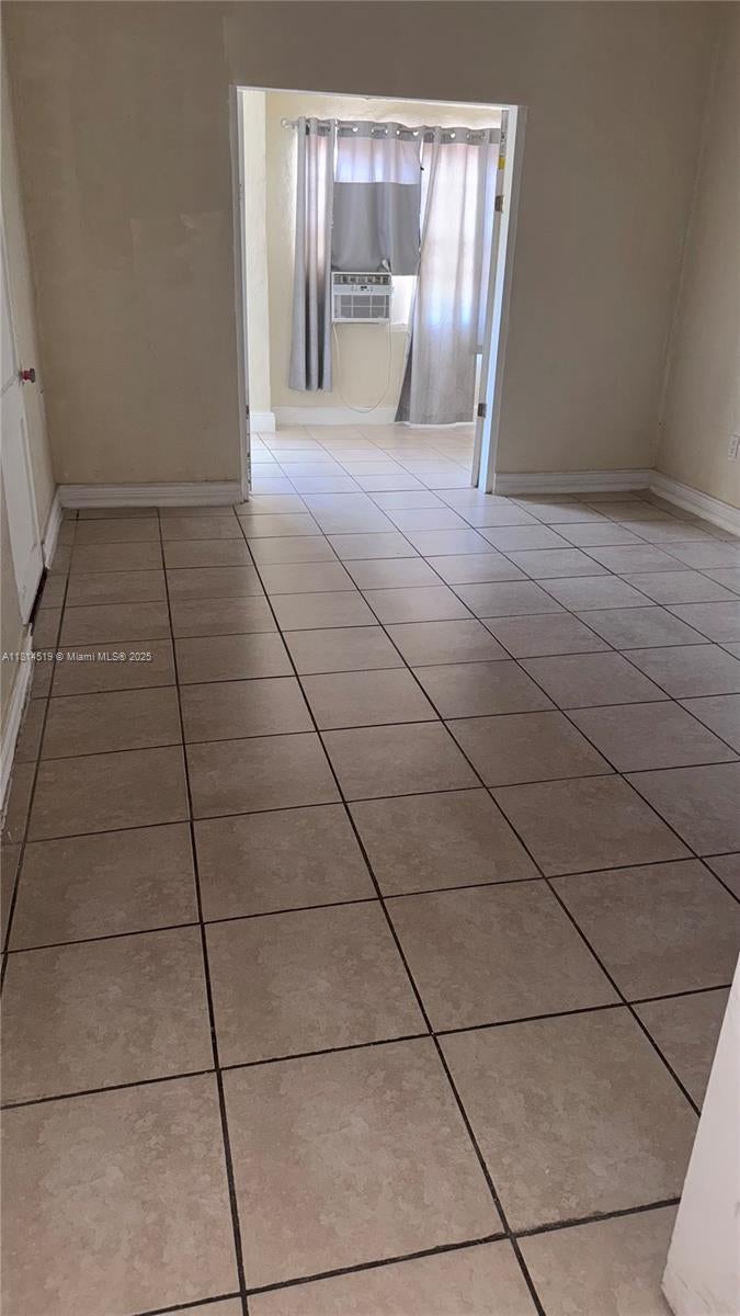 2614 Sw 8th St A, Miami