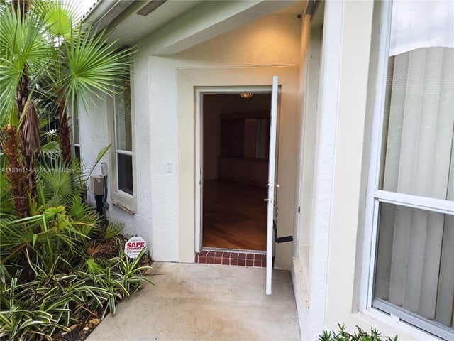 3 of 26 - 6849 Se Warwick Ln 6849, Stuart, FL