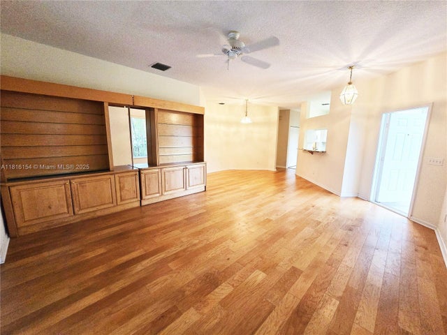 4 of 26 - 6849 Se Warwick Ln 6849, Stuart, FL