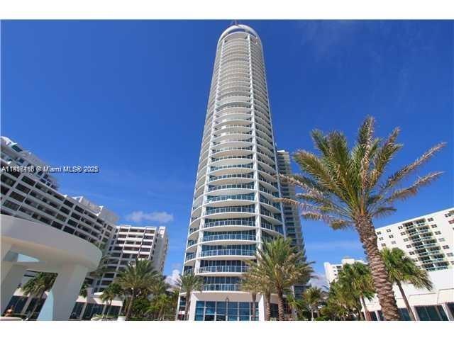 1 of 23 - 3101 S Ocean Dr 1404, Hollywood, FL