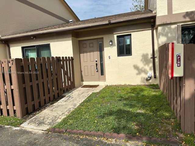 2 of 26 - 2950 Nw 106th Ave 7, Sunrise, FL