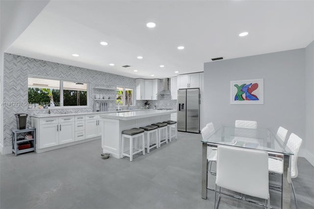 5 of 35 - 17301 Lake Park Rd, Boca Raton, FL