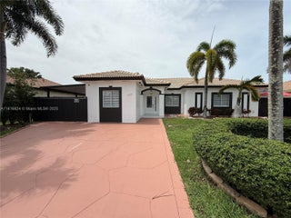 Photo of Listing #A11816824