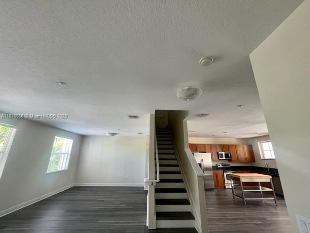 5 of 44 - 311 Sw 13th Ter 311, Fort Lauderdale, FL