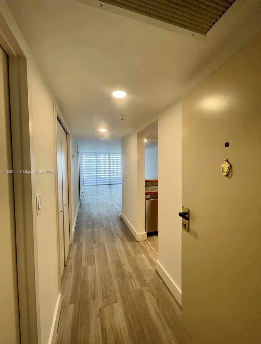 555 Ne 15th St 16f, Miami