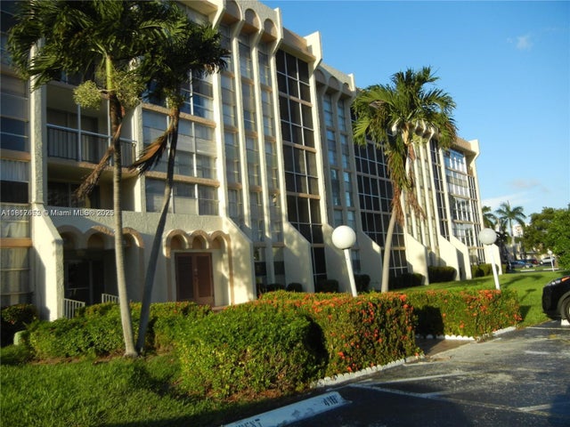 1 of 23 - 801 Three Islands Blvd 206, Hallandale Beach, FL
