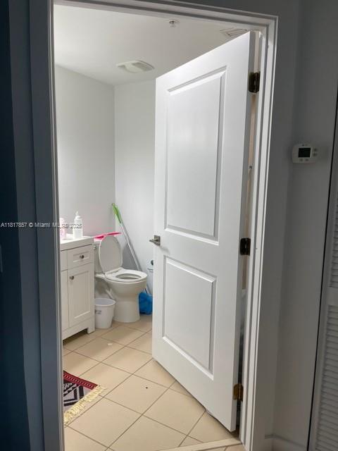 300 S Biscayne Blvd L-634, Miami