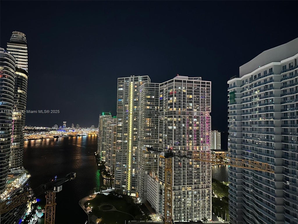31 Se 5th St 3916, Miami