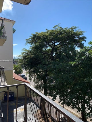 Photo of Listing #A11817993