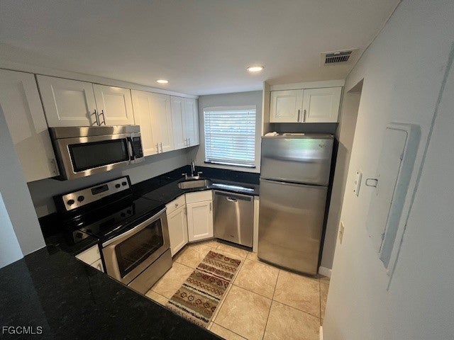 150 Turtle Lake Ct 107, Naples