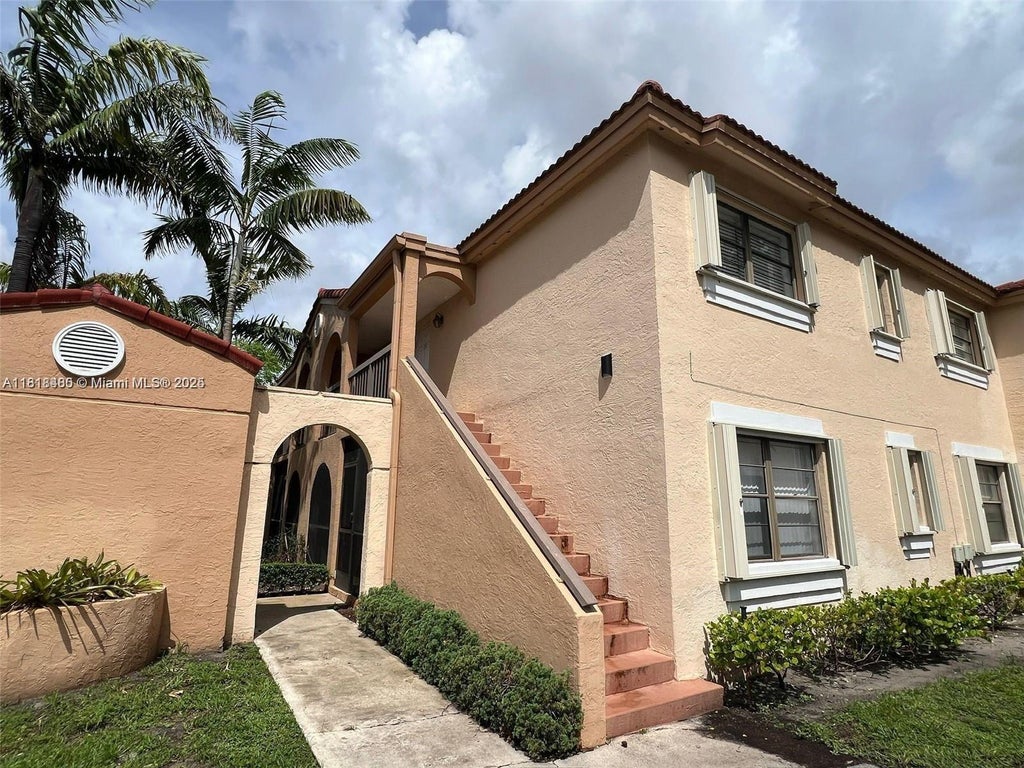 18286 Mediterranean Blvd 8-2, Hialeah