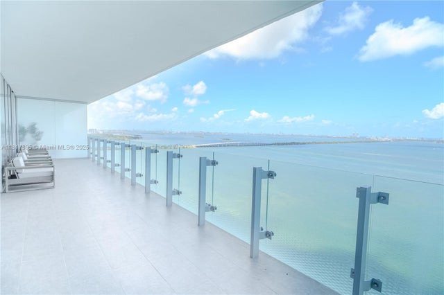 700 Ne 26th Ter 2602, Miami